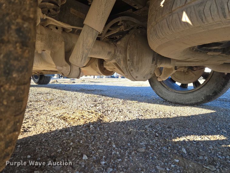 image for item ET5418 2020 Chevrolet Silverado 1500 Crew Cab pickup truck