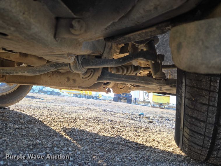 image for item ET5418 2020 Chevrolet Silverado 1500 Crew Cab pickup truck