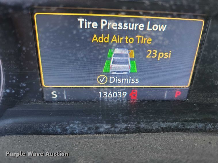 image for item ET5418 2020 Chevrolet Silverado 1500 Crew Cab pickup truck