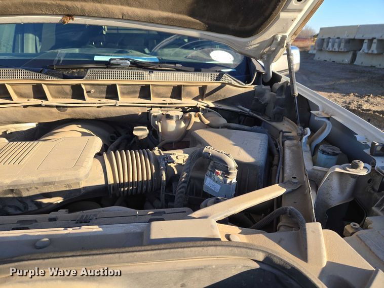 image for item ET5418 2020 Chevrolet Silverado 1500 Crew Cab pickup truck