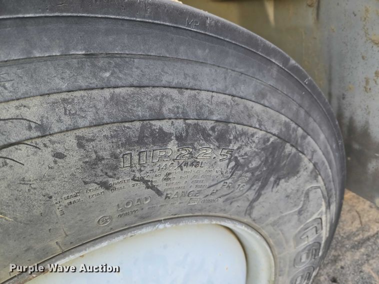 image for item ET5435 2002 International MA025 utility / service truck