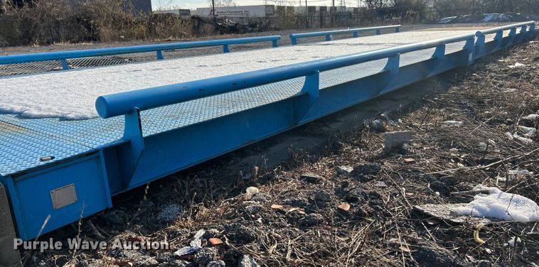 image for item ET6762 Avery Weigh-Tronix BMS 1011-70T J 75 truck scale