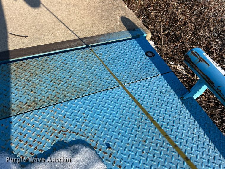 image for item ET6762 Avery Weigh-Tronix BMS 1011-70T J 75 truck scale