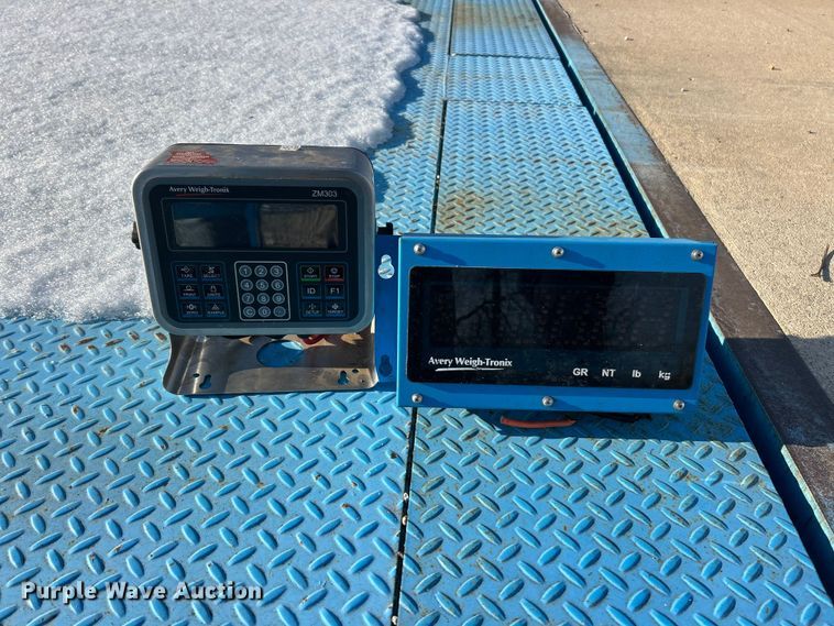 image for item ET6762 Avery Weigh-Tronix BMS 1011-70T J 75 truck scale