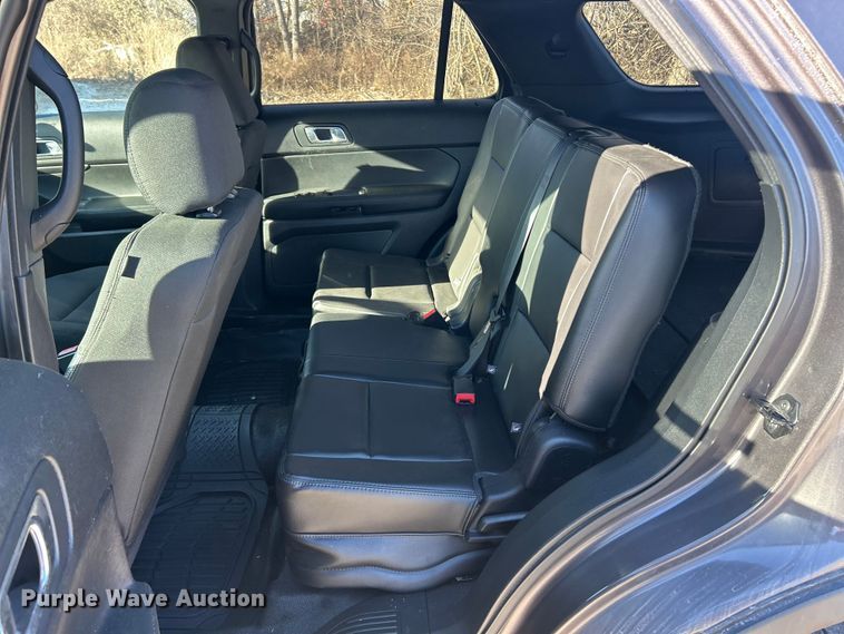 image for item ET6820 2017 Ford Explorer Police Interceptor SUV