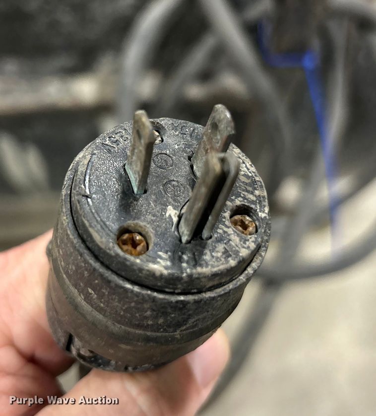 image for item ET6822 (3) Flagro heaters