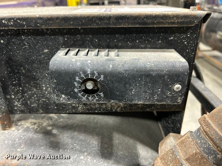 image for item ET6822 (3) Flagro heaters