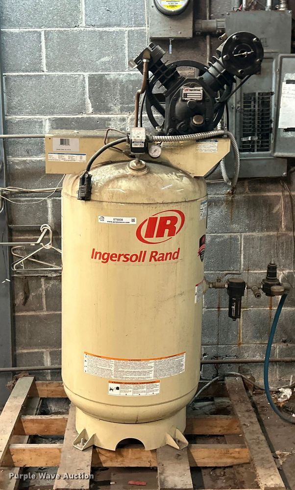 image for item ET6838 Ingersoll Rand 2340N5 air compressor