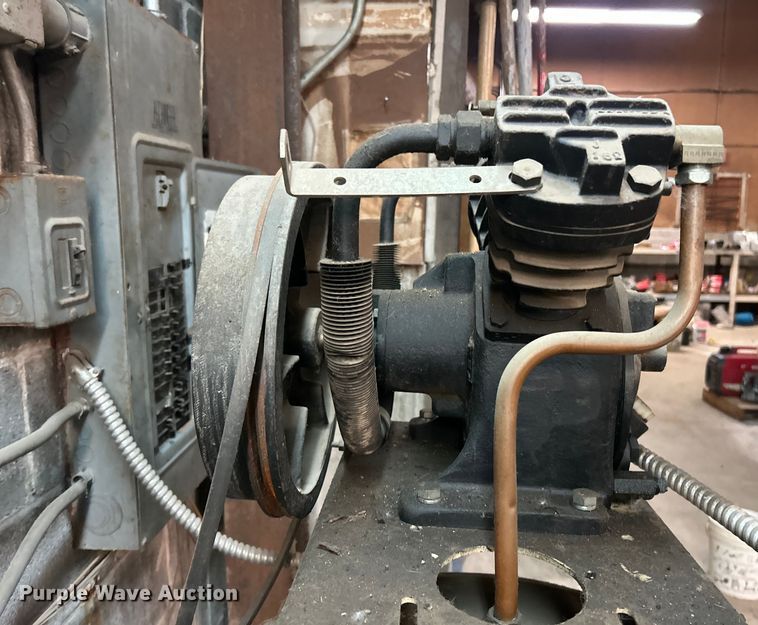 image for item ET6838 Ingersoll Rand 2340N5 air compressor