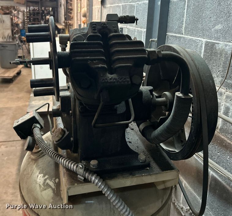 image for item ET6838 Ingersoll Rand 2340N5 air compressor