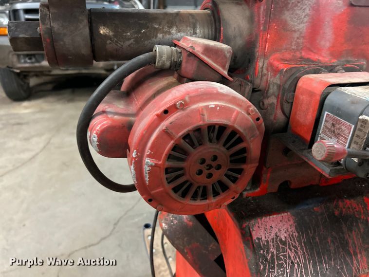 image for item ET6839 Van Norman 204 brake drum lathe