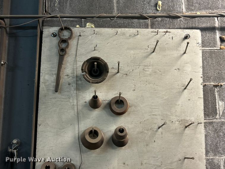 image for item ET6839 Van Norman 204 brake drum lathe