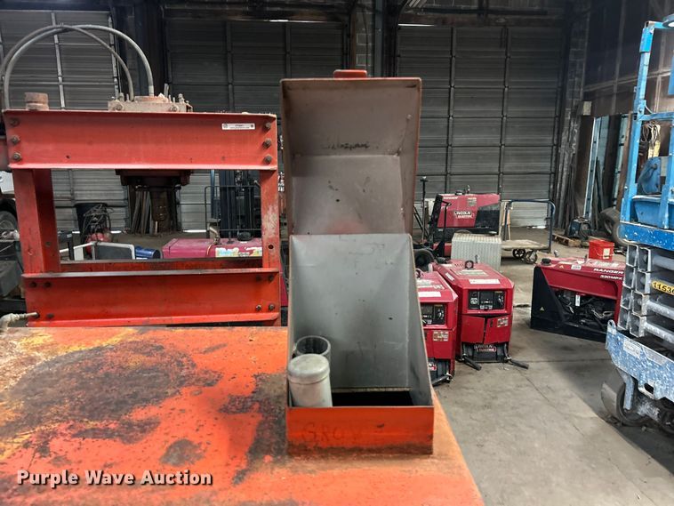 image for item ET6840 Oil transfer cabinet