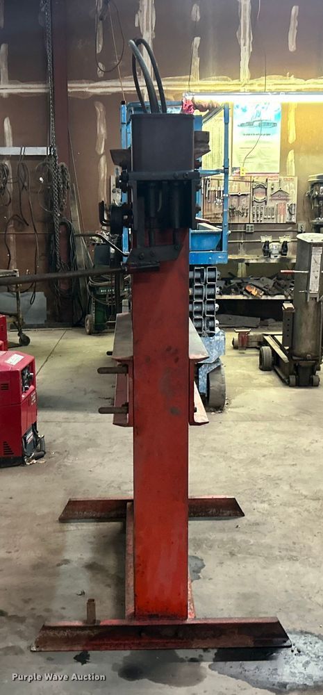 image for item ET6841 F.A. Nugier H60-7 hydraulic press