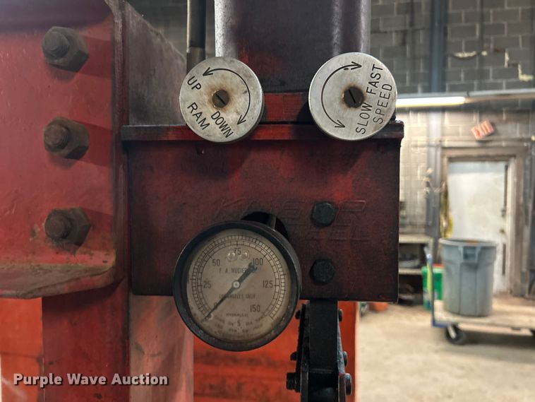 image for item ET6841 F.A. Nugier H60-7 hydraulic press