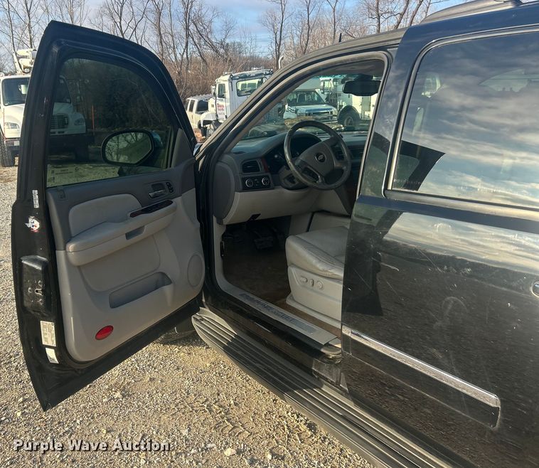 image for item ET6844 2009 Chevrolet Tahoe LTZ SUV