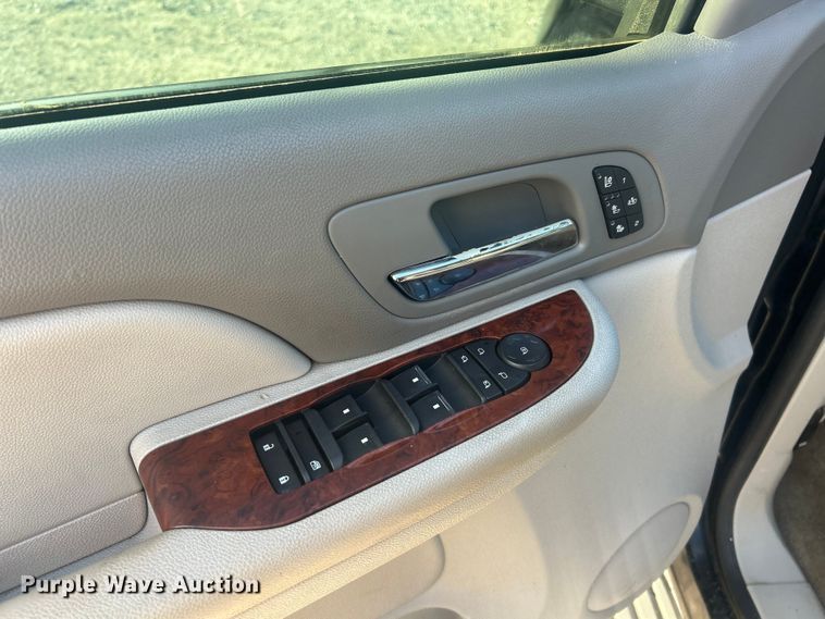 image for item ET6844 2009 Chevrolet Tahoe LTZ SUV