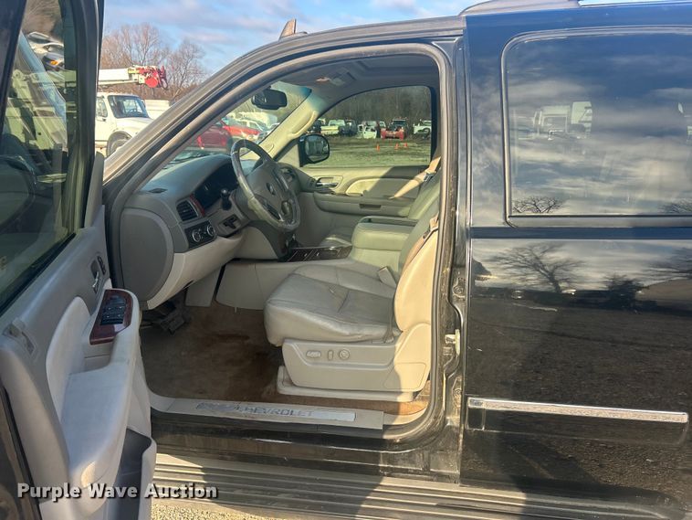 image for item ET6844 2009 Chevrolet Tahoe LTZ SUV