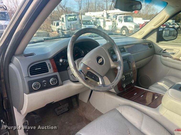 image for item ET6844 2009 Chevrolet Tahoe LTZ SUV