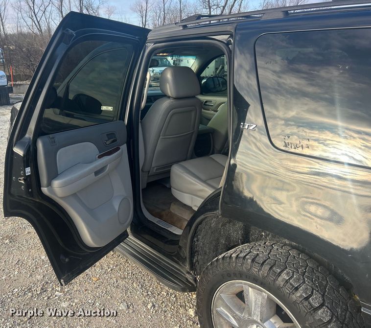 image for item ET6844 2009 Chevrolet Tahoe LTZ SUV