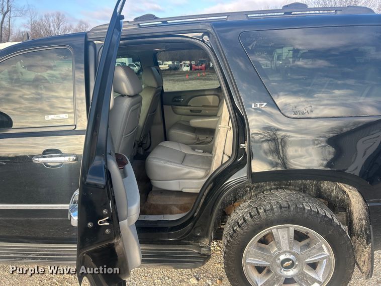 image for item ET6844 2009 Chevrolet Tahoe LTZ SUV