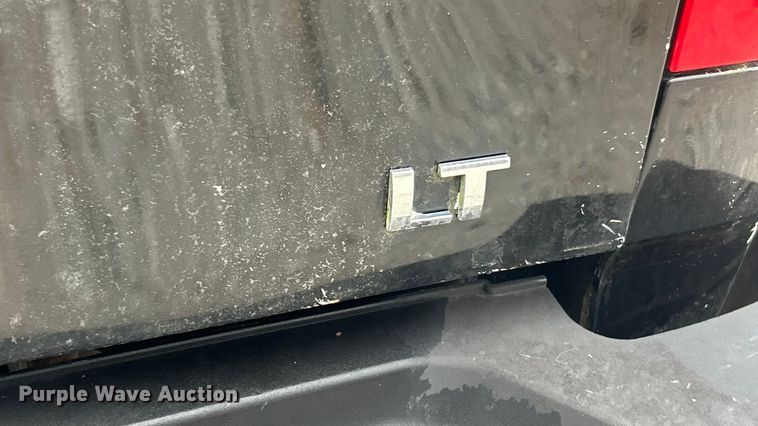 image for item ET6845 2009 Chevrolet Silverado 2500HD LT Crew Cab pickup truck