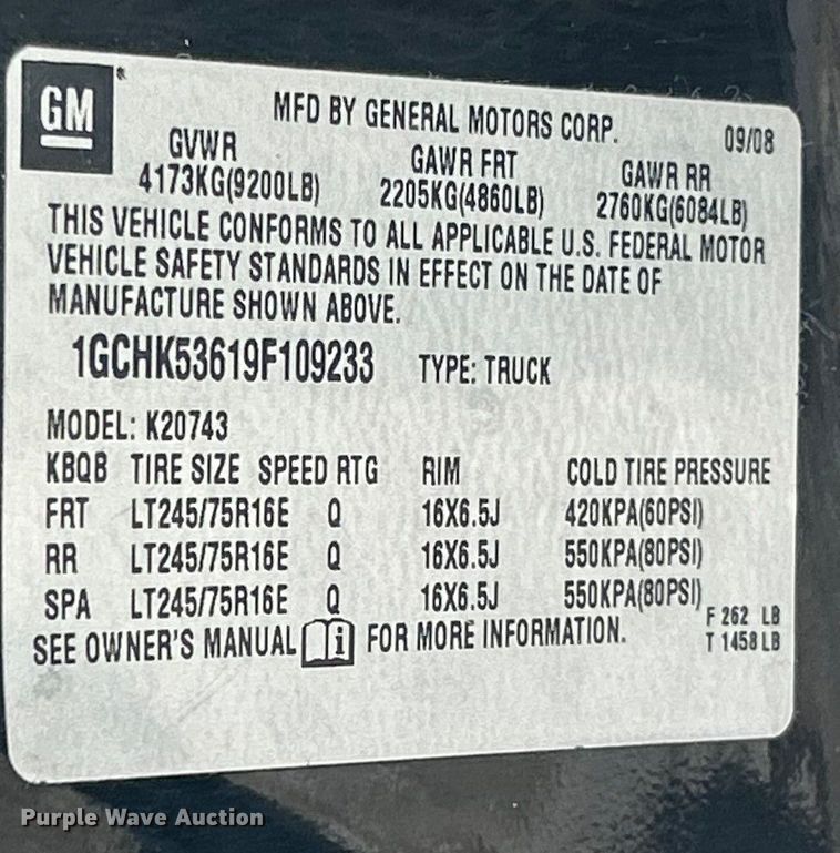 image for item ET6845 2009 Chevrolet Silverado 2500HD LT Crew Cab pickup truck