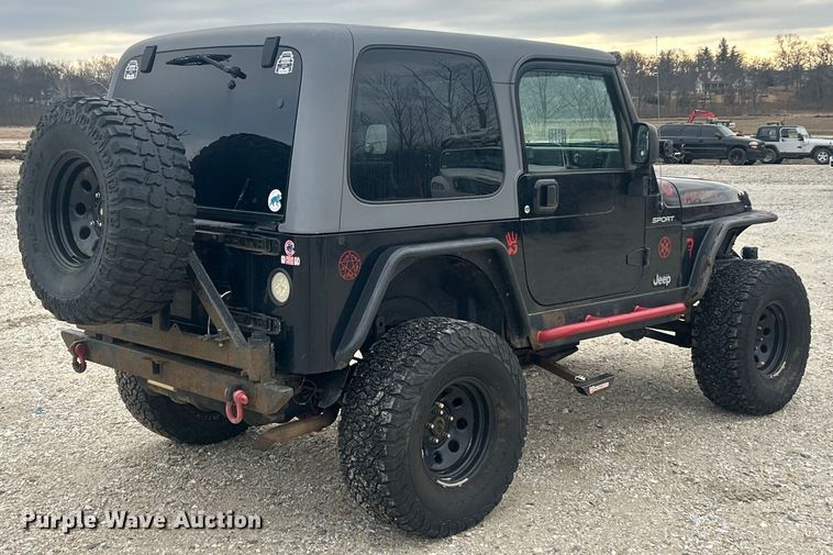 image for item ET6846 2005 Jeep Wrangler Sport SUV