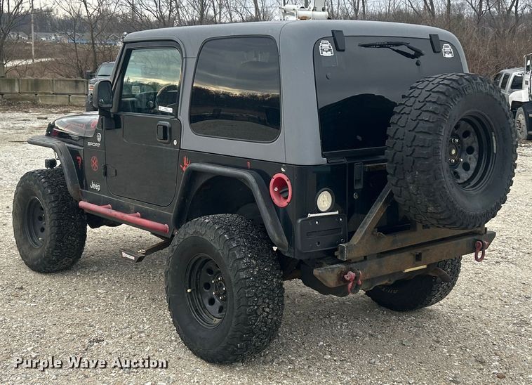 image for item ET6846 2005 Jeep Wrangler Sport SUV