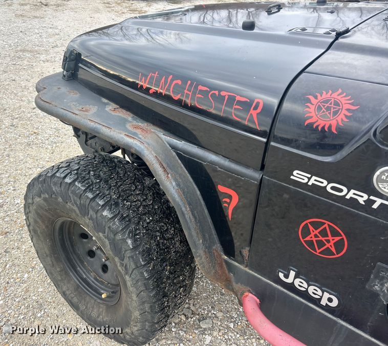 image for item ET6846 2005 Jeep Wrangler Sport SUV