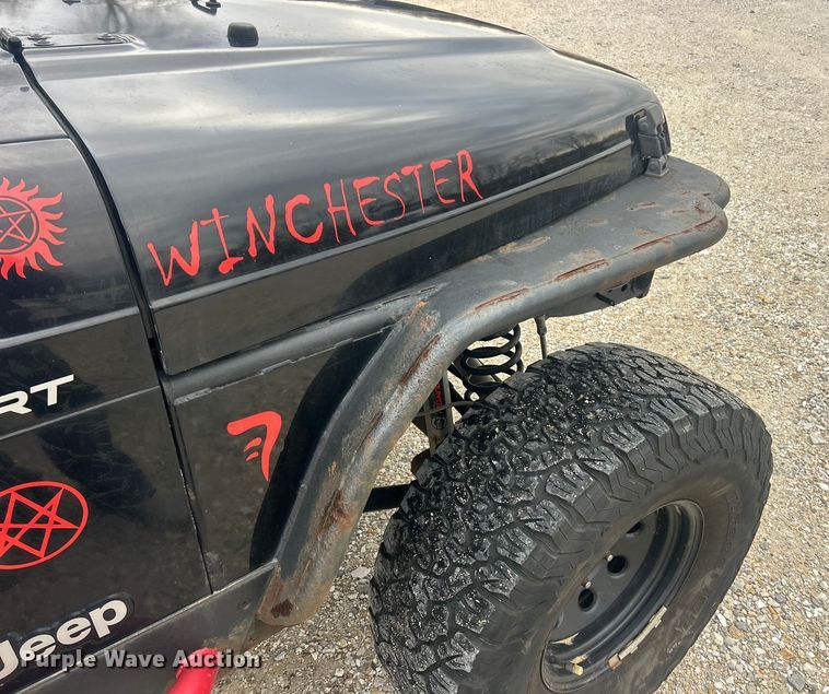 image for item ET6846 2005 Jeep Wrangler Sport SUV