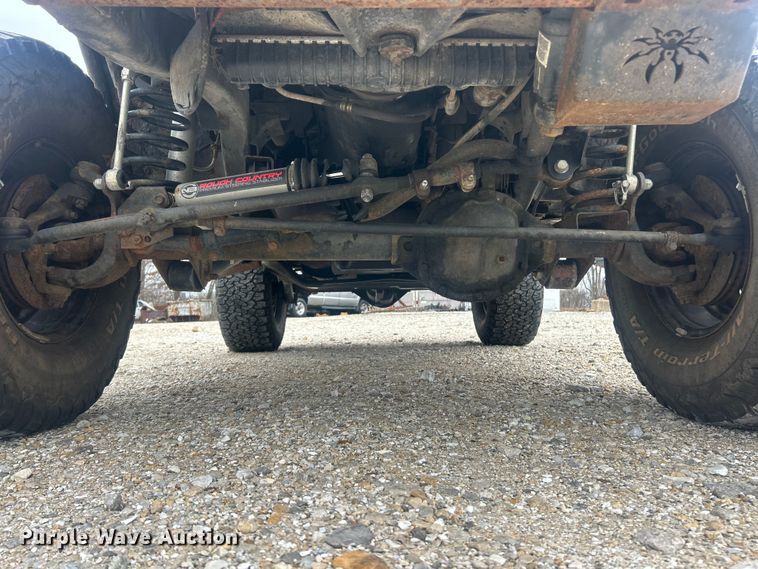 image for item ET6846 2005 Jeep Wrangler Sport SUV