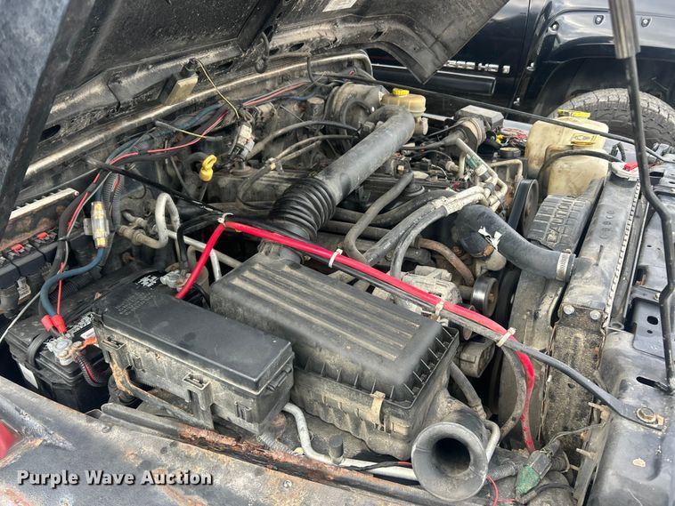 image for item ET6846 2005 Jeep Wrangler Sport SUV