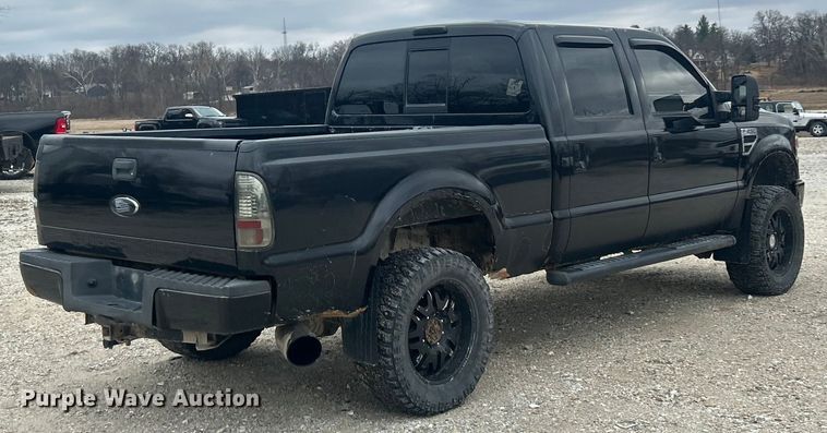 image for item ET6847 2008 Ford F250 XLT Super Duty Crew Cab pickup truck