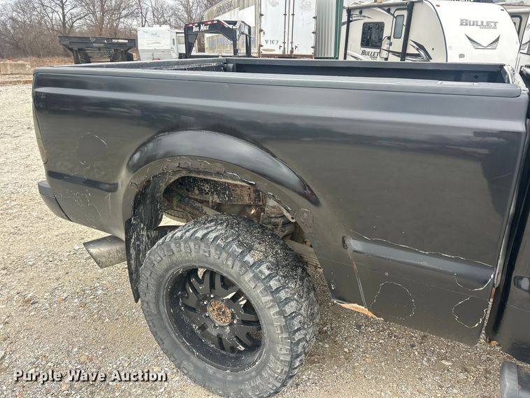 image for item ET6847 2008 Ford F250 XLT Super Duty Crew Cab pickup truck