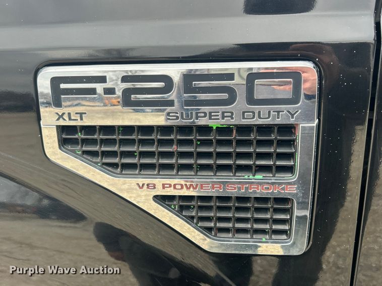 image for item ET6847 2008 Ford F250 XLT Super Duty Crew Cab pickup truck