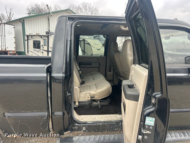 image for item ET6847 2008 Ford F250 XLT Super Duty Crew Cab pickup truck