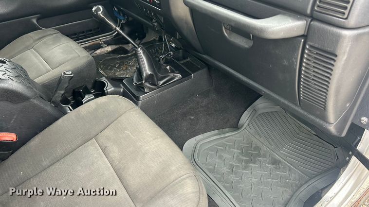 image for item ET6849 2006 Jeep Wrangler X SUV