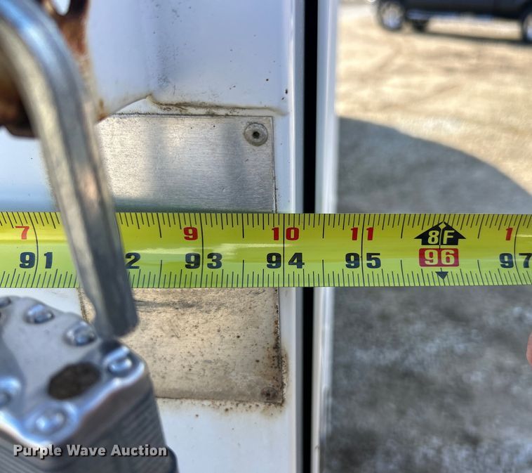 image for item ET6851 2009 Ford  F350 Super Duty  Ext. Cab utility bed pickup truck