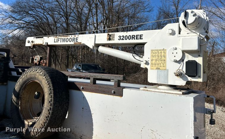 image for item ET6851 2009 Ford  F350 Super Duty  Ext. Cab utility bed pickup truck