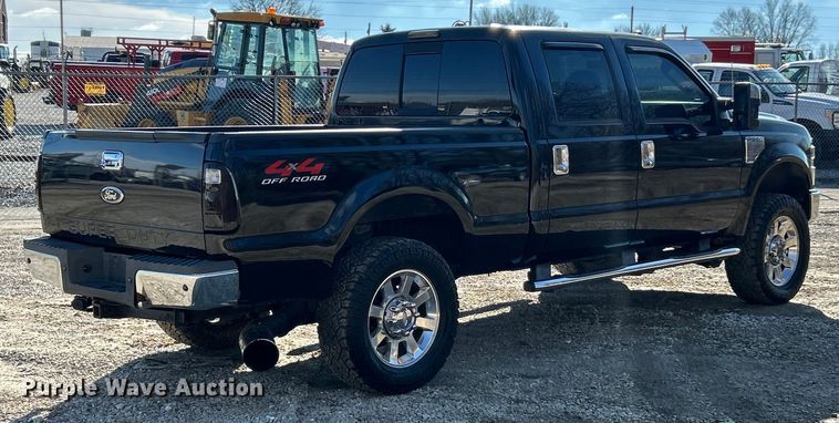 image for item ET6852 2008 Ford F250 Super Duty Crew Cab pickup truck