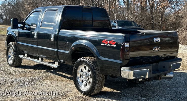 image for item ET6852 2008 Ford F250 Super Duty Crew Cab pickup truck