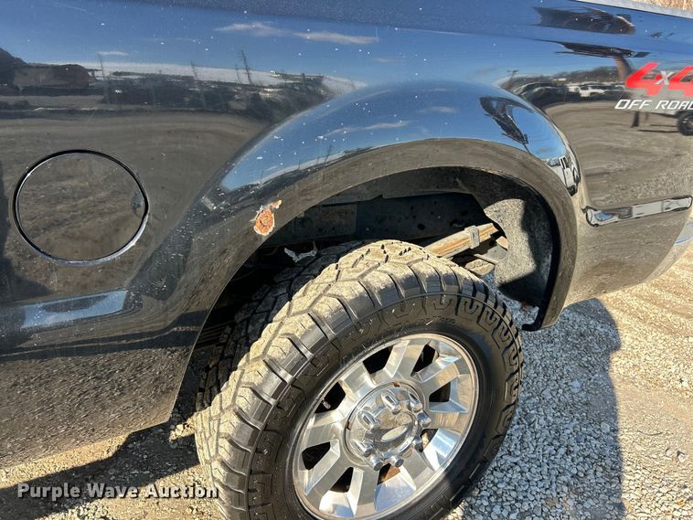 image for item ET6852 2008 Ford F250 Super Duty Crew Cab pickup truck