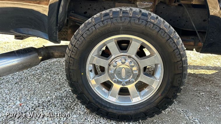 image for item ET6852 2008 Ford F250 Super Duty Crew Cab pickup truck