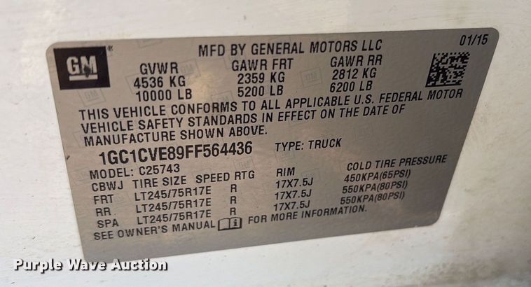 image for item ET7255 2015 Chevrolet Silverado 2500HD Crew Cab pickup truck