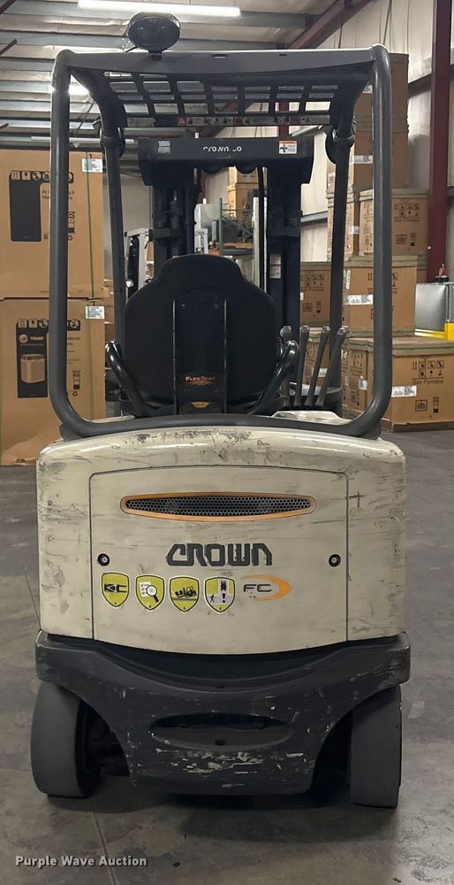image for item ET8628 2014 Crown FC4525-50 forklift
