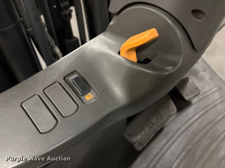 image for item ET8628 2014 Crown FC4525-50 forklift