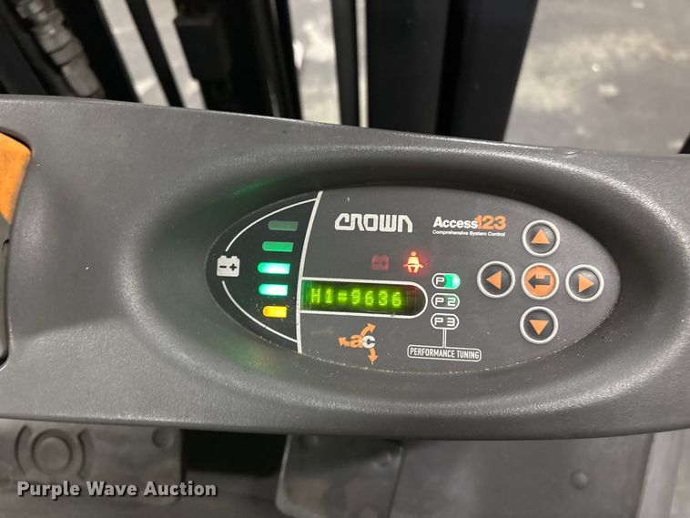 image for item ET8628 2014 Crown FC4525-50 forklift