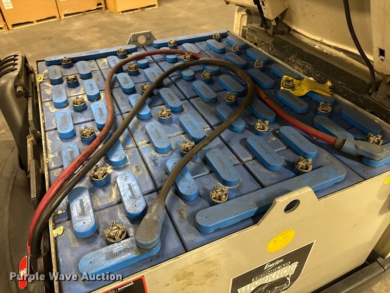 image for item ET8628 2014 Crown FC4525-50 forklift