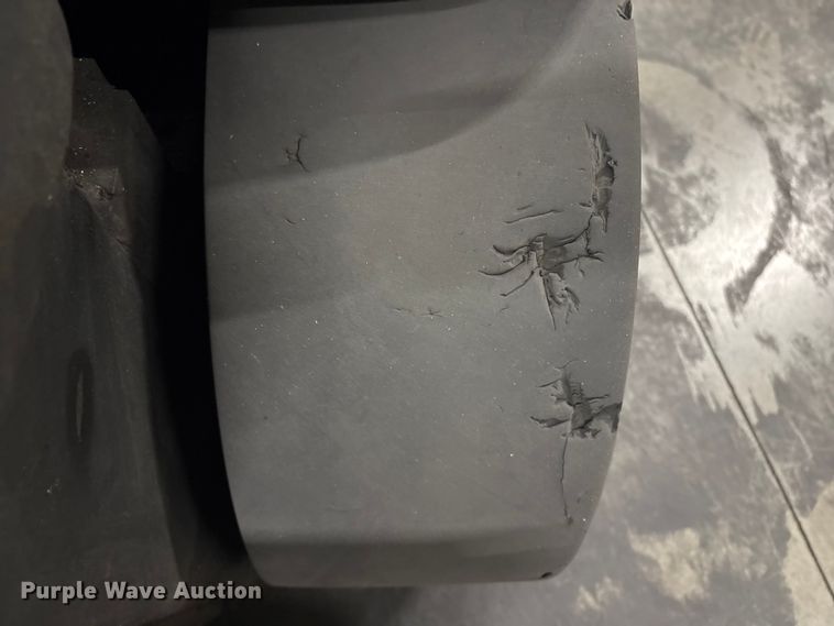 image for item ET8628 2014 Crown FC4525-50 forklift